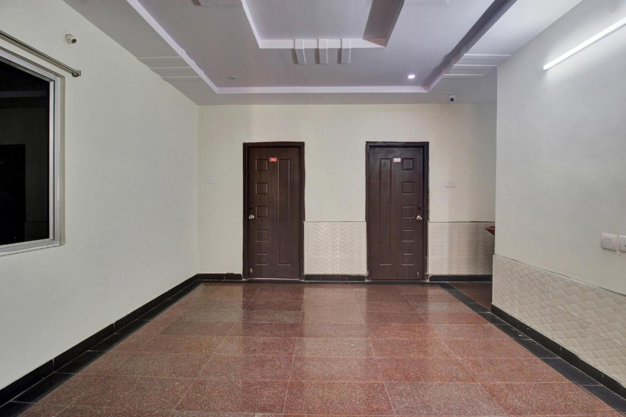 Hotel O Lavish Stay Sururnagar Екстер'єр фото