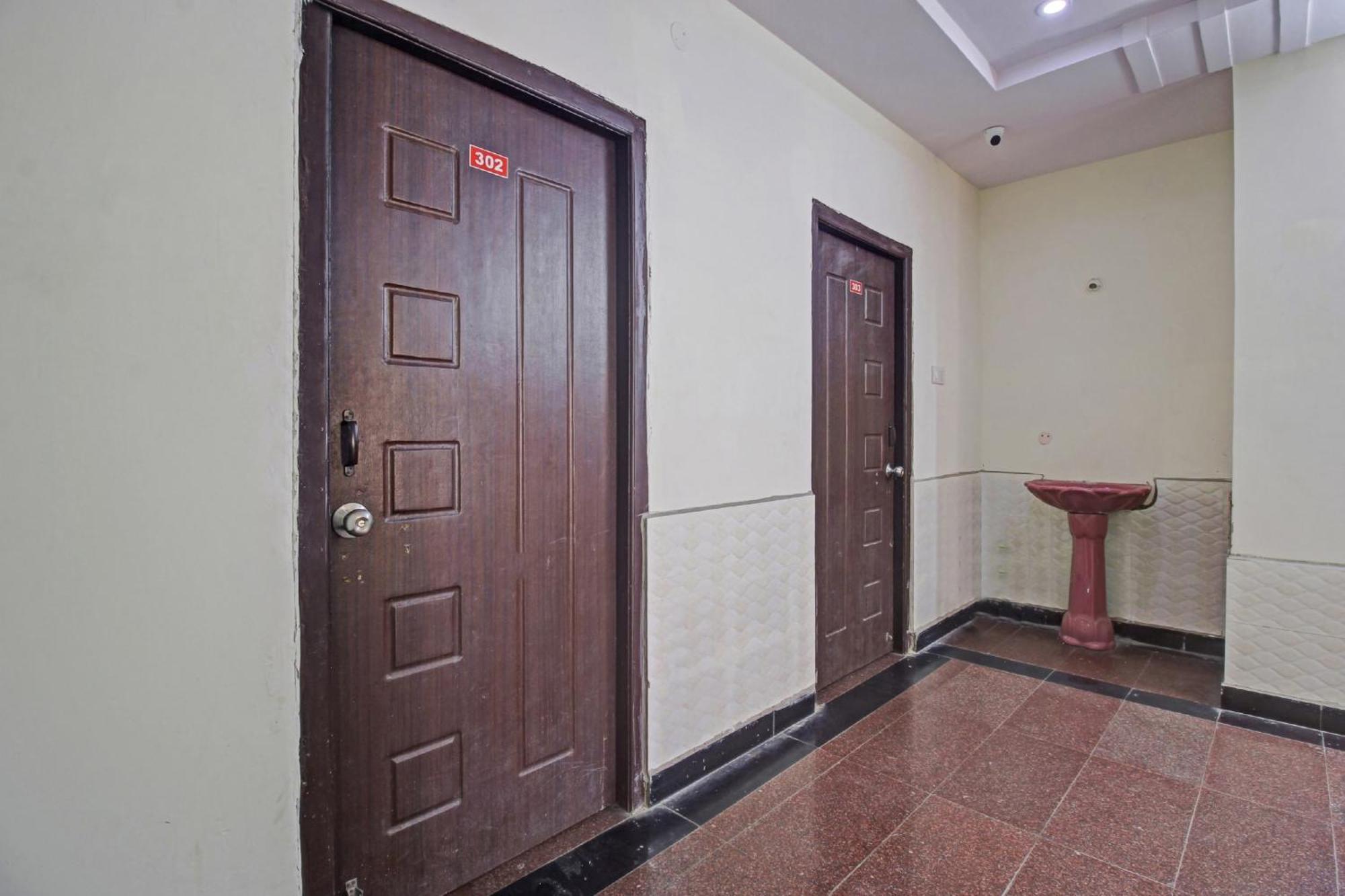 Hotel O Lavish Stay Sururnagar Екстер'єр фото